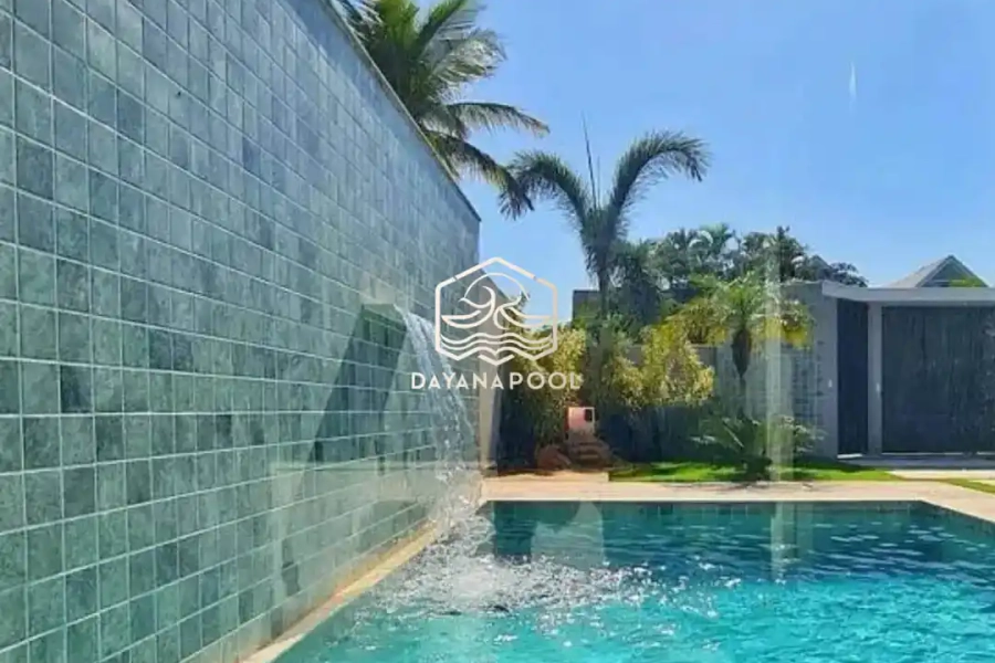 waterfall kolam renang