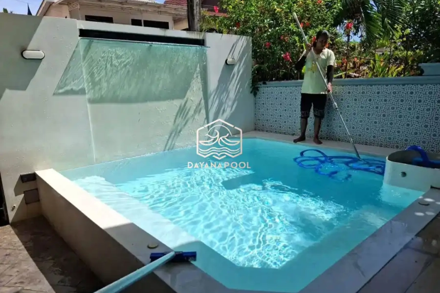 proses maintenance kolam renang