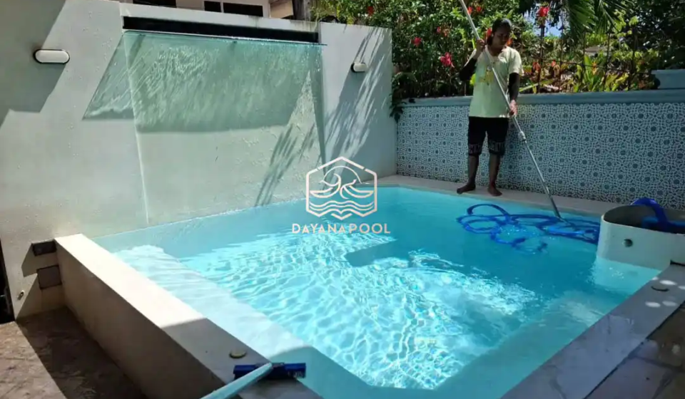 proses maintenance kolam renang