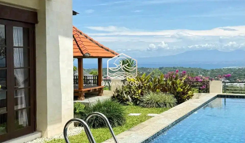 kolam renang skimmer dengan finishing batu sukabumi buatan dayanapool