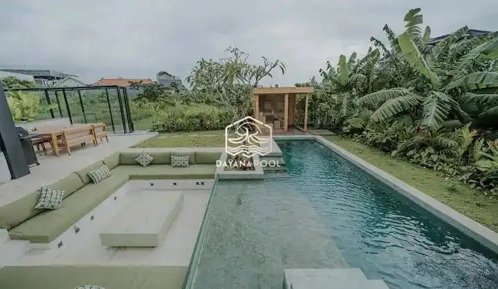 kolam renang di resord buatan dayanapool