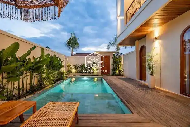 kolam renang dengan finishing batu alam sukabumi buatan dayanapool