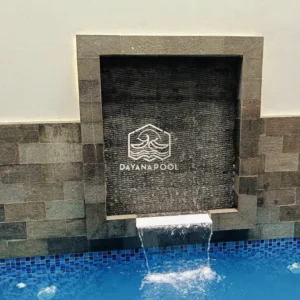 air tirai kolam renang