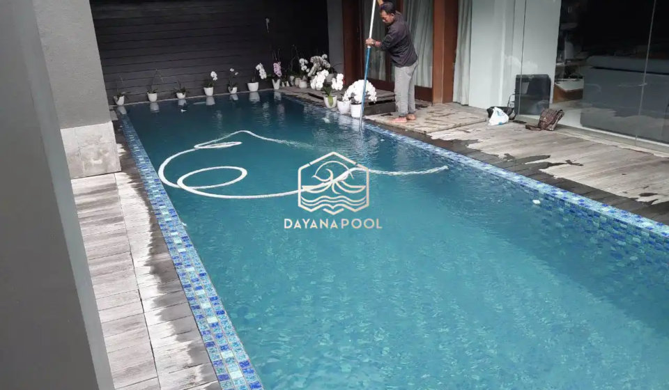 perawatan kolam renang oleh tim ahli dayanapool