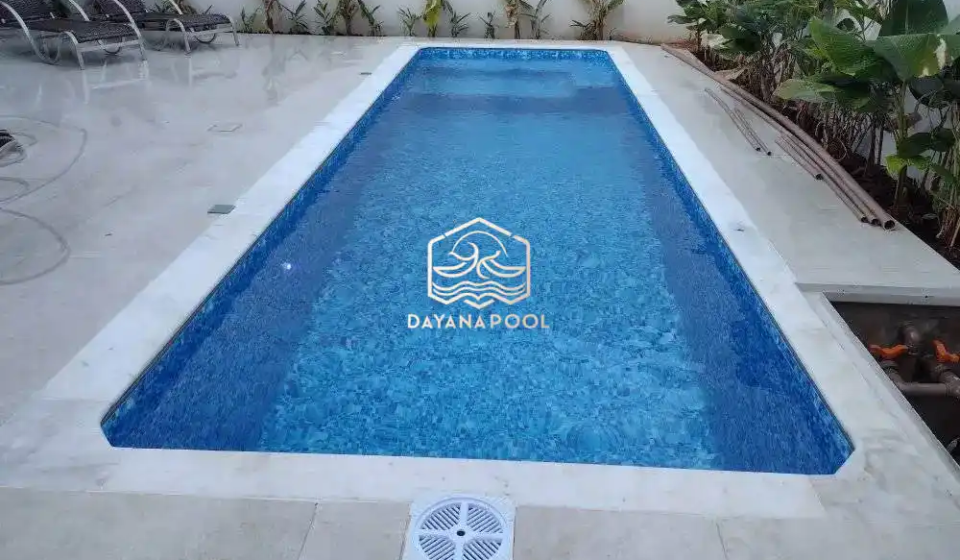 kolam renang skimmer sederhana dan fungsional