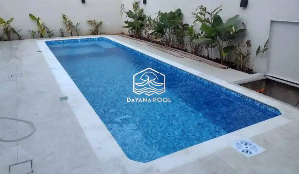 kolam renang skimmer sederhana dan fungsional