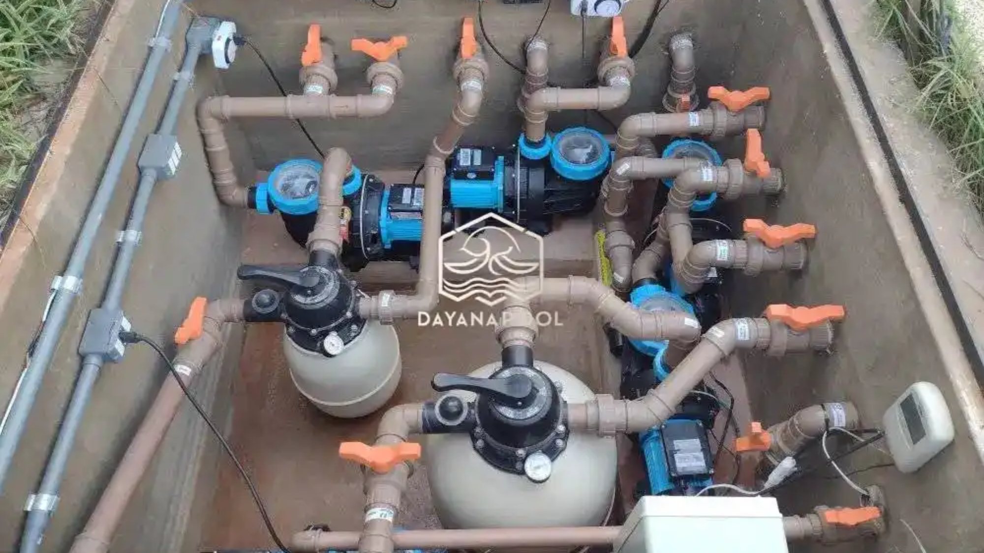 instalasi kolam renang di ruang mesin