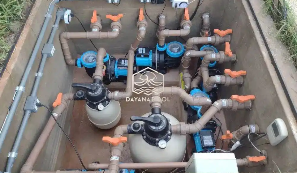 instalasi kolam renang di ruang mesin