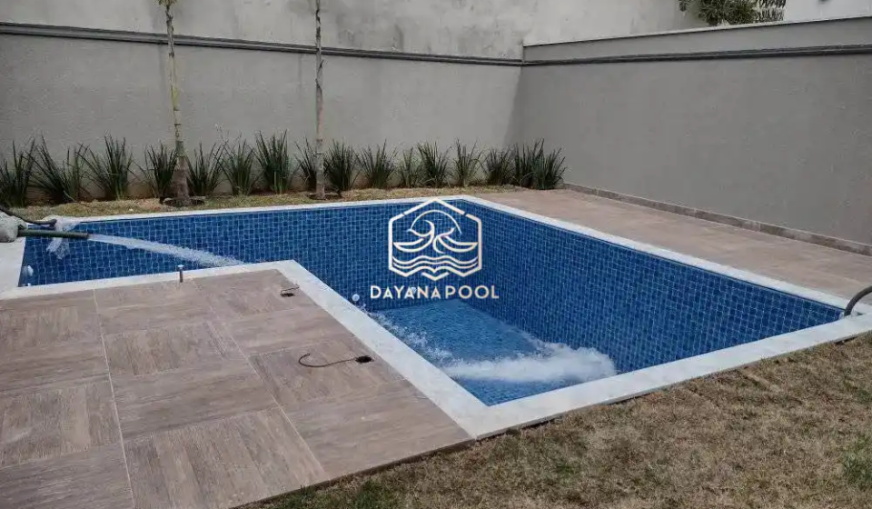 kolam renang skimmer sederhana dan fungsional