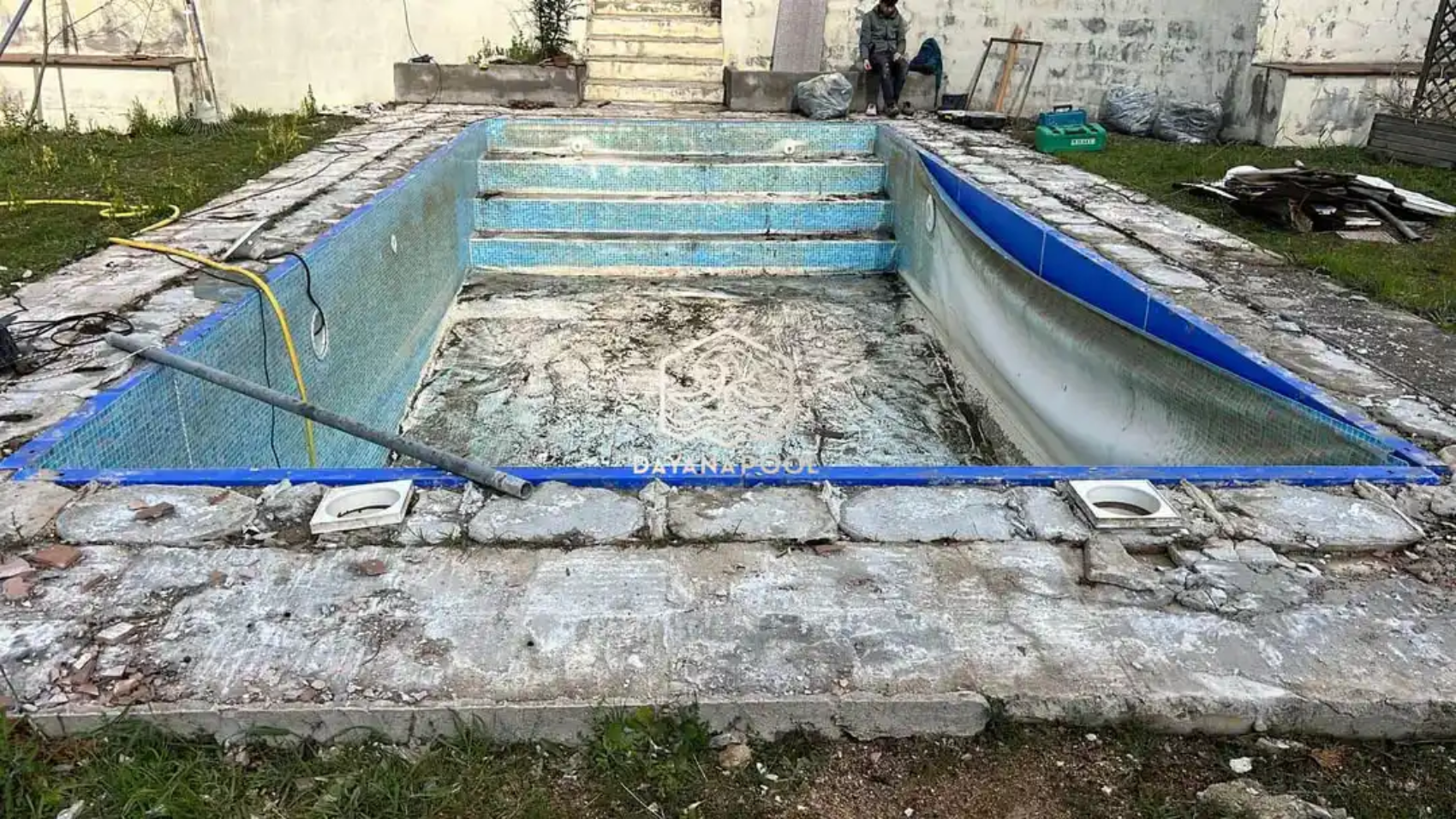 renovasi kolam renang oleh dayanapool