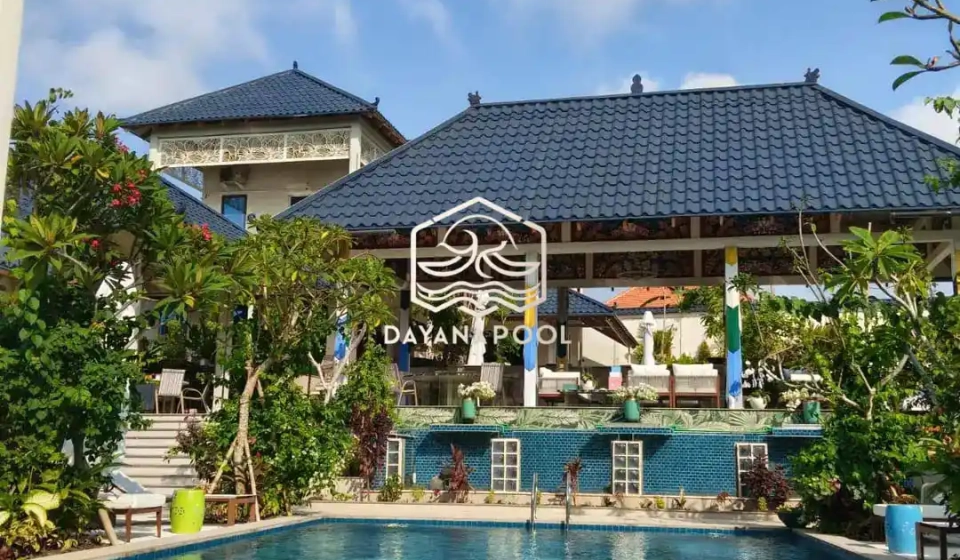 kolam renang denagan finishing batu alam sukabumi