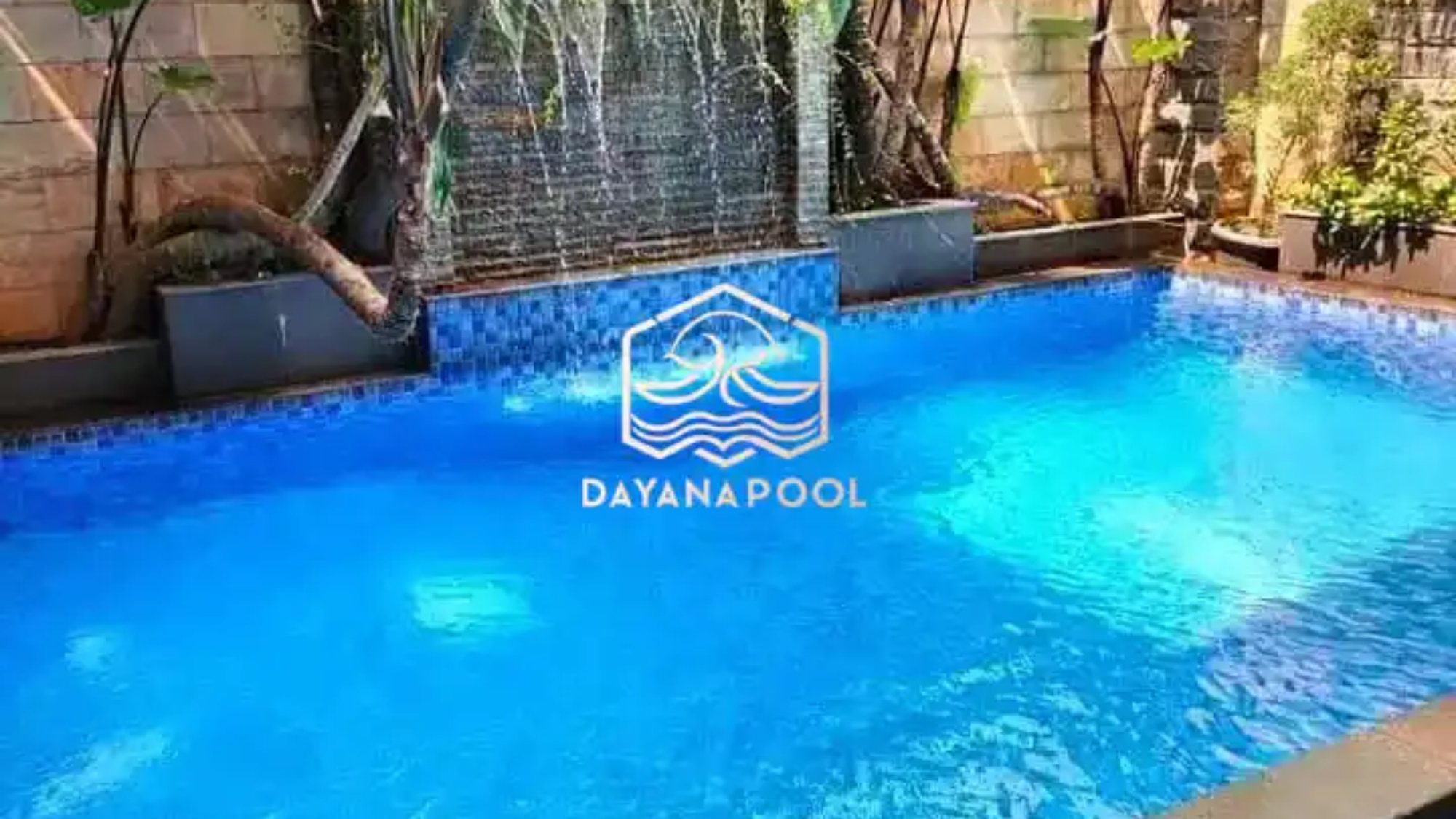 kolam renang overflow desain minimalis buatan dayanapool