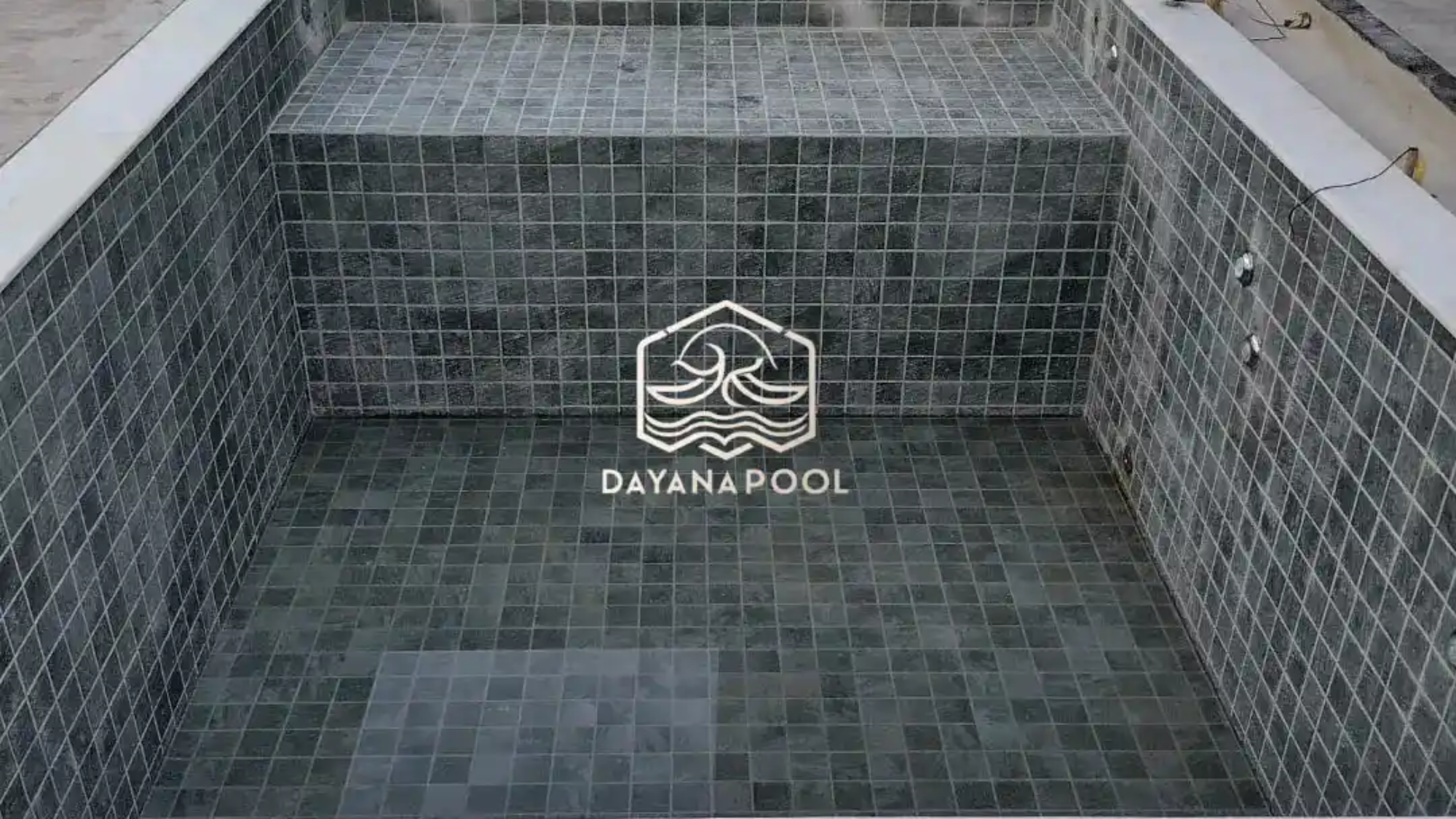 kolam renang buatan dayanapool