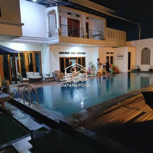 kolam renang overflow yang sedang di treatmen oleh dayanapool
