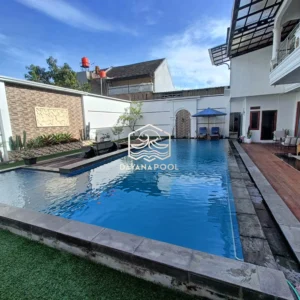 kolam renang overflow yang sedang di treatmen oleh dayanapool