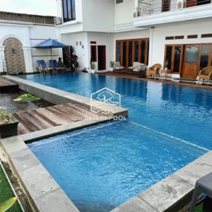 kolam renang overflow yang sedang di treatmen oleh dayanapool
