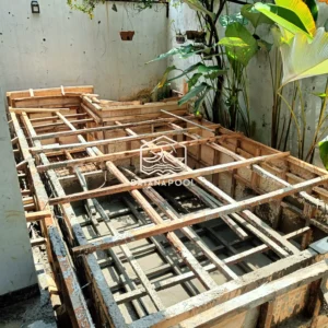 proses pembuatan begisting kolam renang oleh tim dayanapool