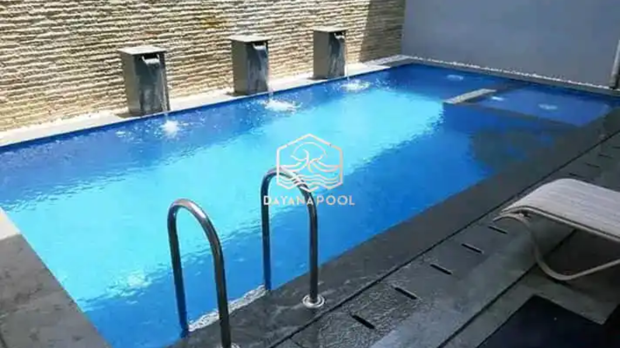 kolam renang overflow buatan dayanapol kontraktor kolam renang