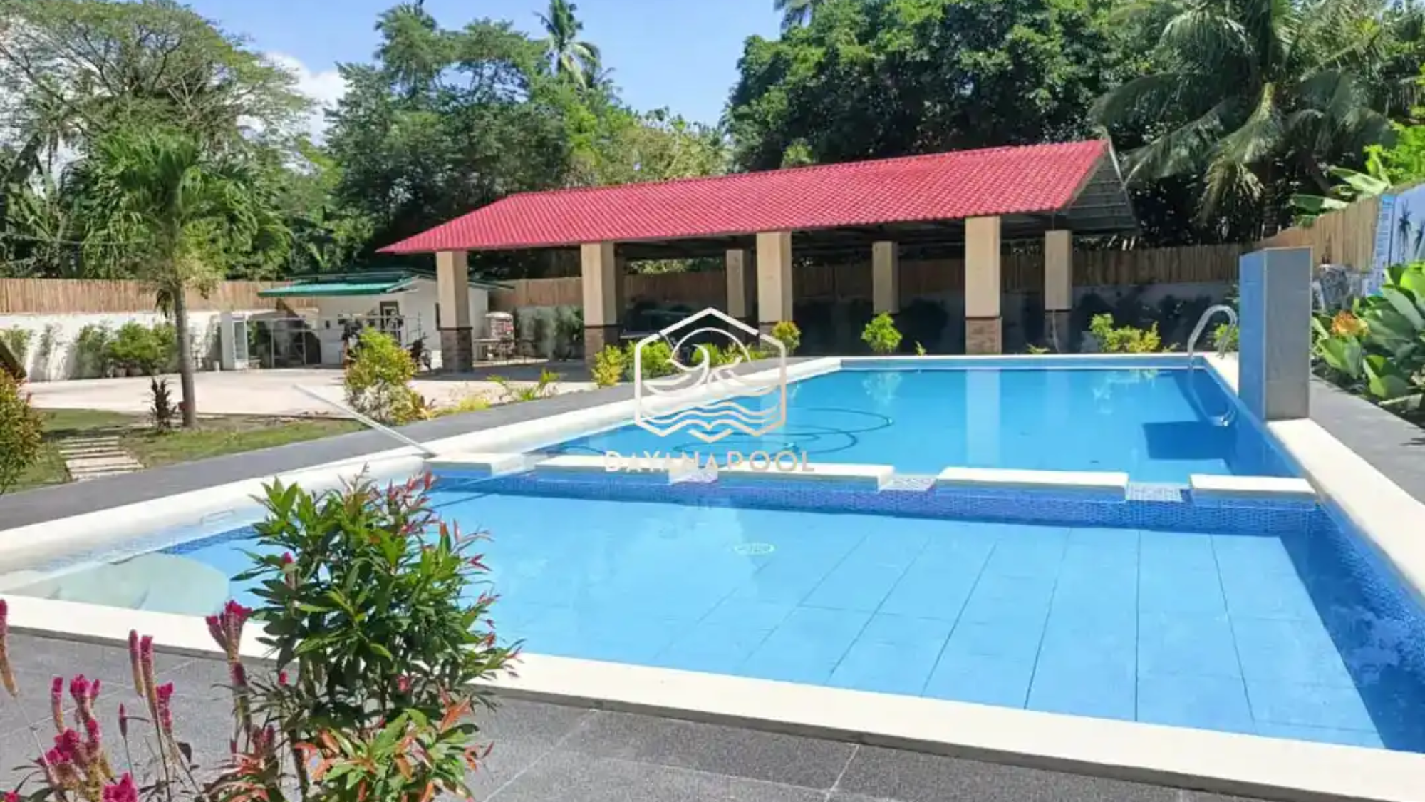 kolam renang Skimmer buatan dayanapol kontraktor kolam renang