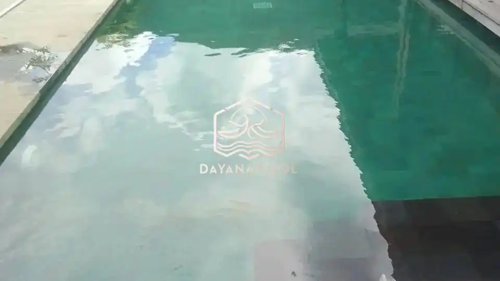 kolam renang overflow buatan dayanapol kontraktor kolam renang