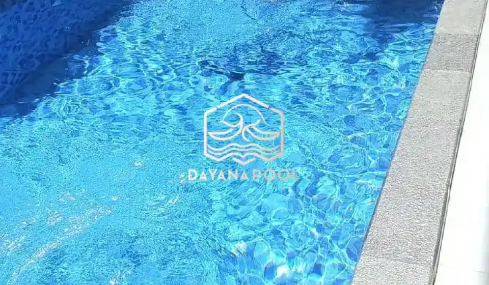 kolam renang skimmer denagn finishing keramik
