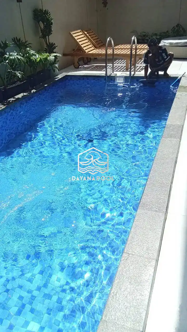 kolam renang skimmer denagn finishing keramik