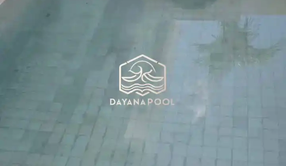 kolam renang finishing batu alam