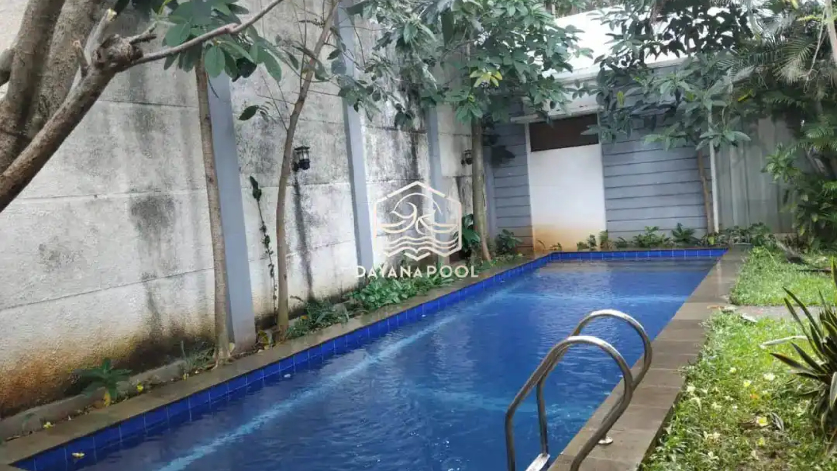 kolam renang skimmer denagn finishing keramik