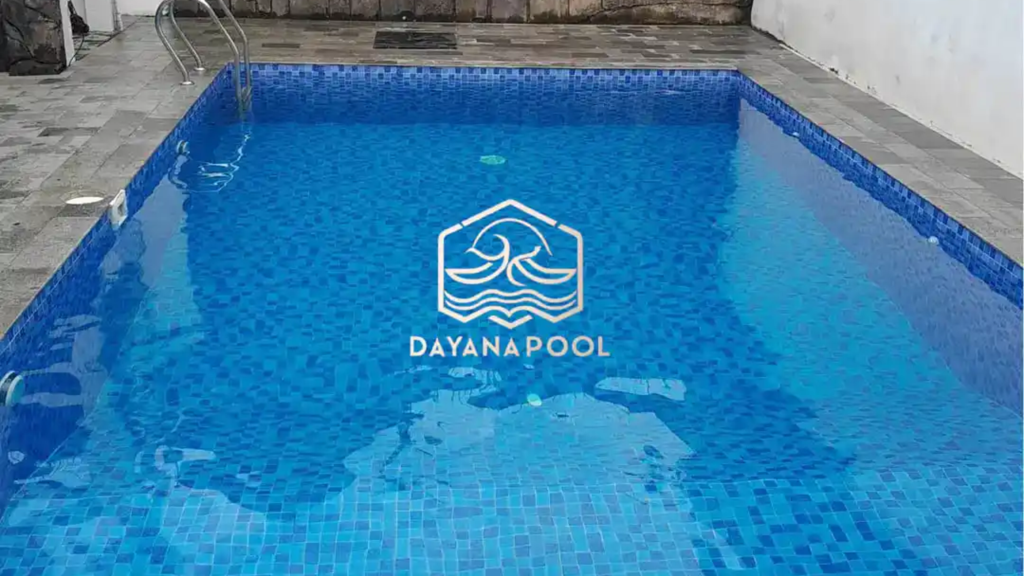 kolam renang skimmer denagn finishing keramik