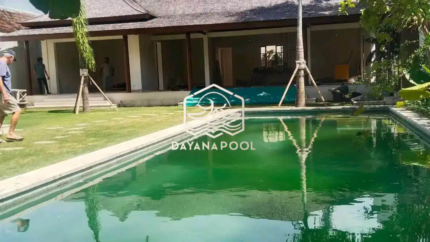kolam renang denagn finishing batu alam buatan dayanapool