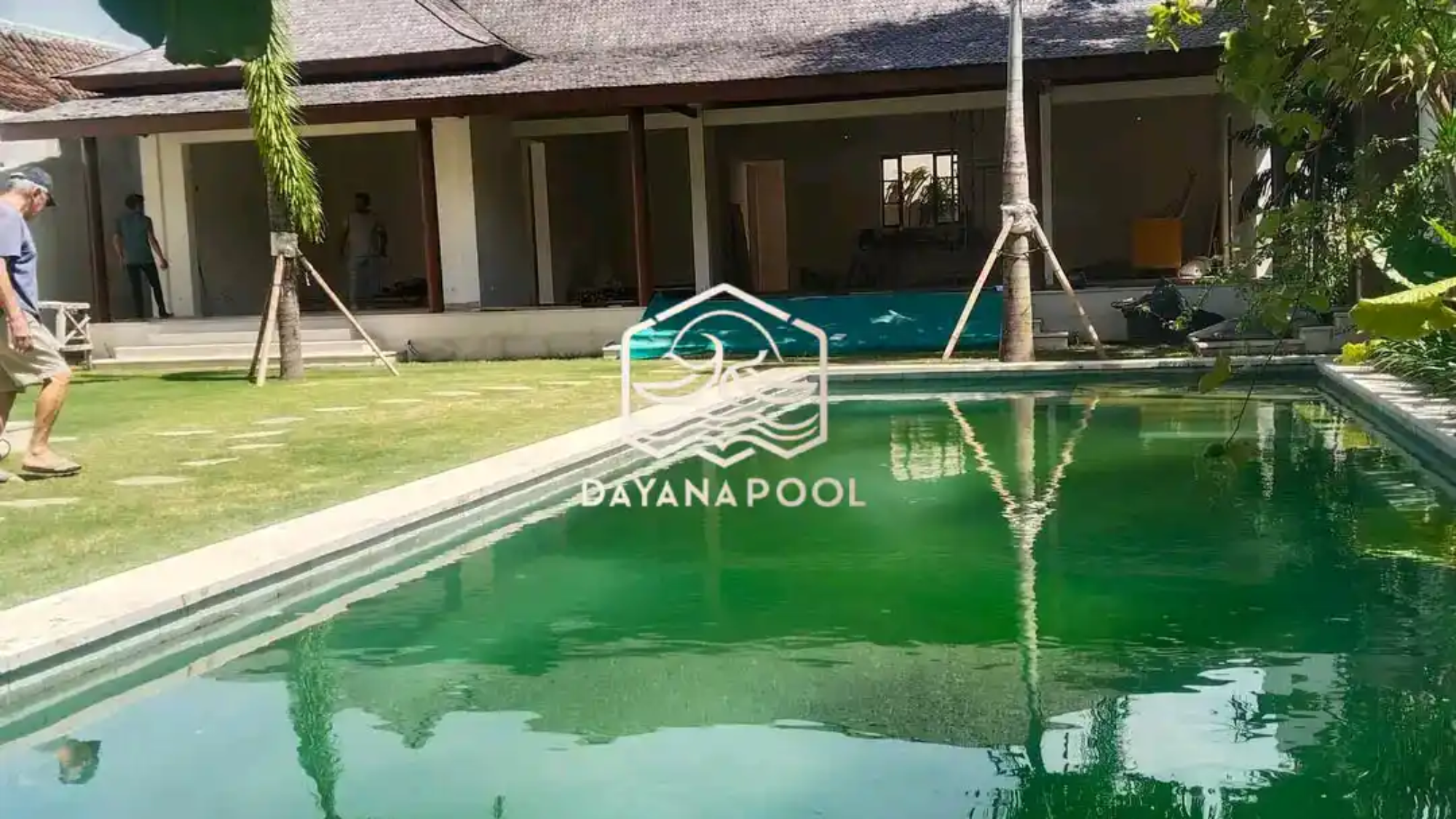 kolam renang denagn finishing batu alam buatan dayanapool