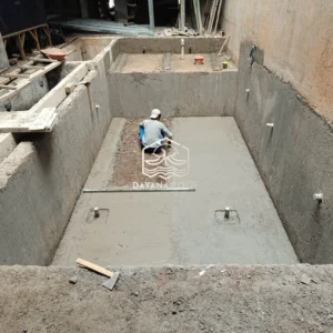 proses pemelesteran kolam renang
