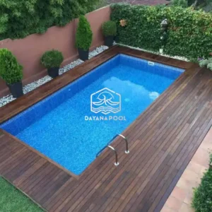 kolam renang minimalis dan deck conwood
