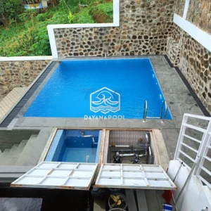 kolam renang infinity di lantai 2