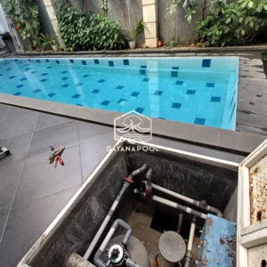 kolam renang yang akan di kuras airnya