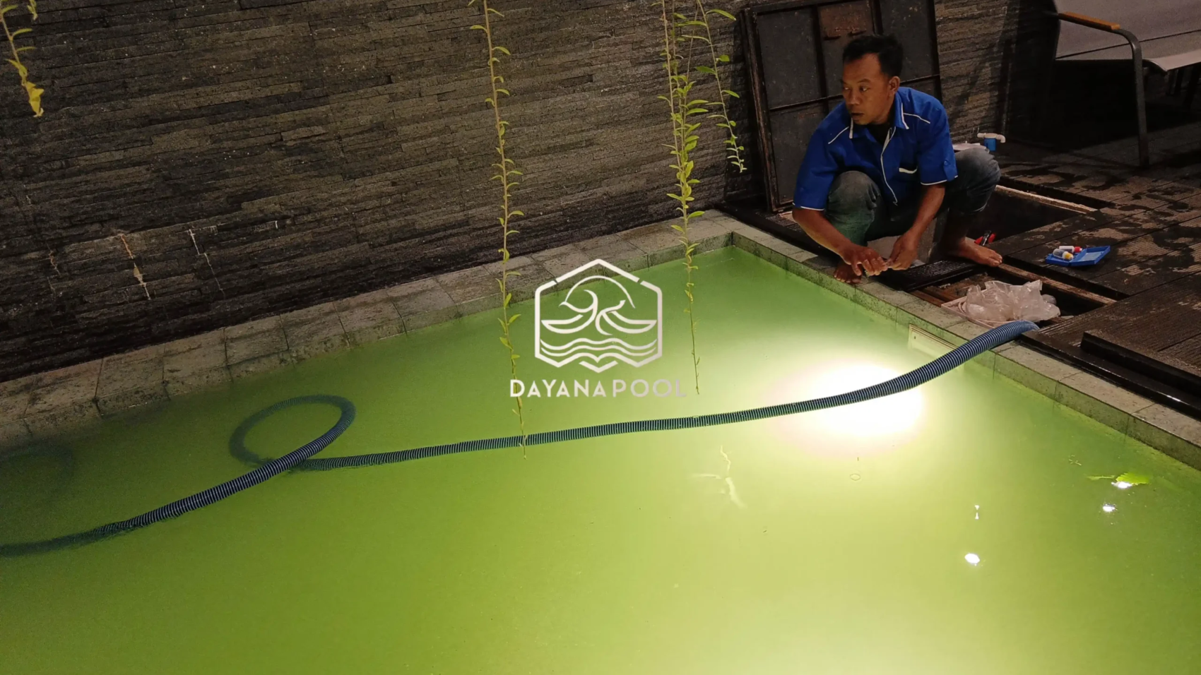 treatment kolam renang oleh dayanapool