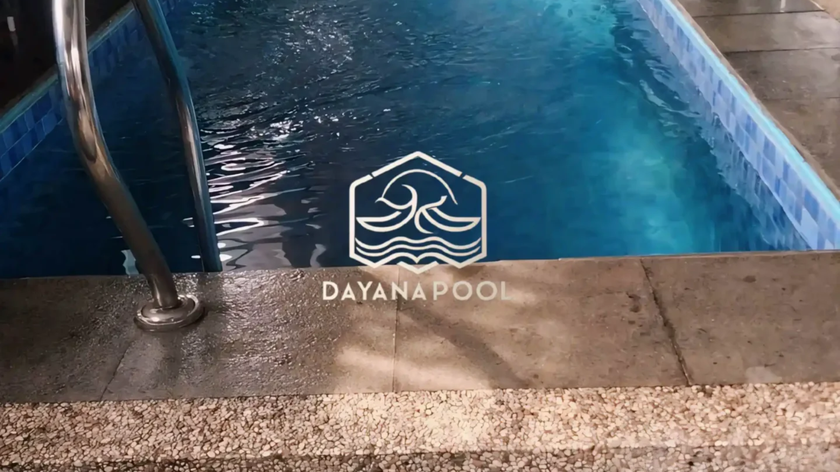 kolam renang semi overflow minimlais