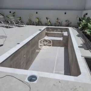 kolam renang yang sudah selesai di waterproff