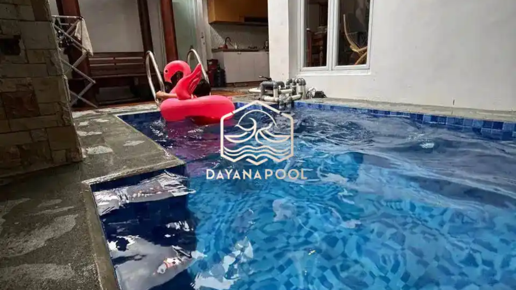 kolam renang overfolw yang indah buatan dayanapool