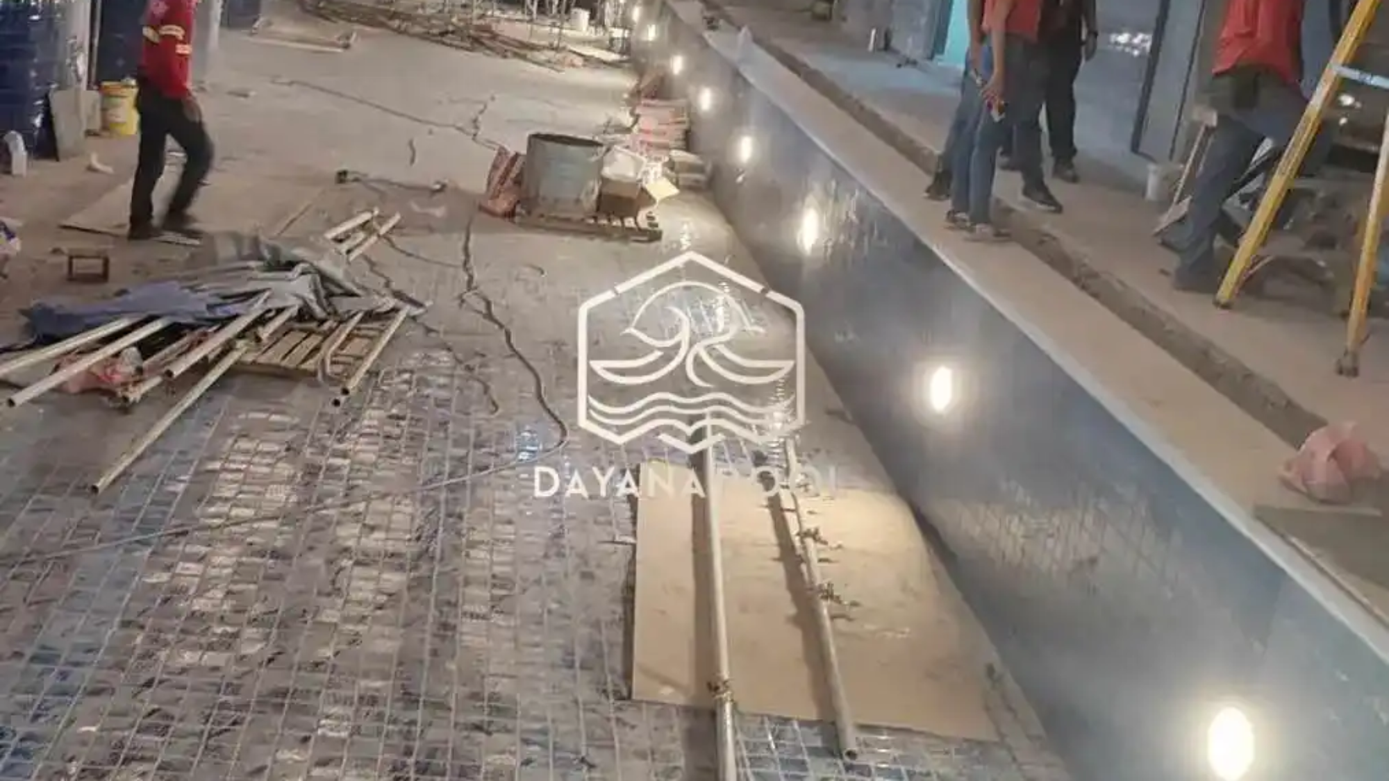 pengetesan lampu kolam renang