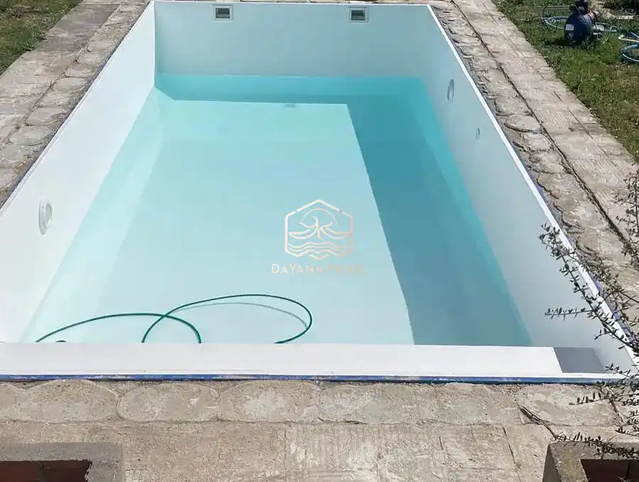 hasil pemasangan keramik kolam renang oelh dayanapool
