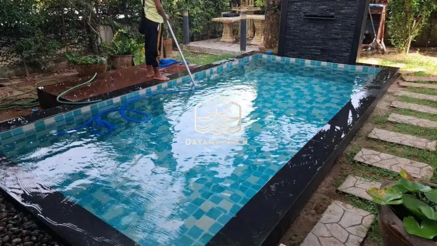 proses maintenance kolam renang