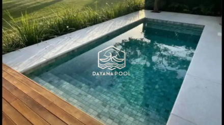 kolam rendam air hangat denan finishing batu alam buatan dayanapool
