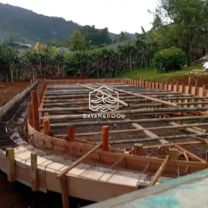 proses pembuatan kolam renang tahap pengecoran