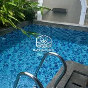 kolam renang overflow minimalis dan mewah