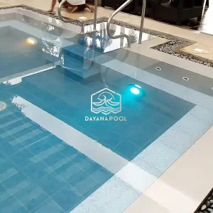 cahaya kolam renang