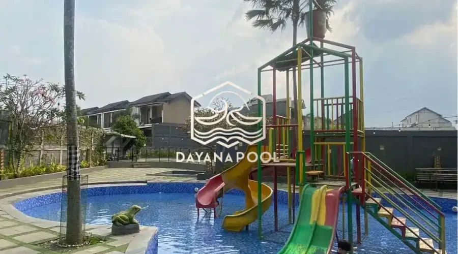 kolam renang umum lengkap dengan wahana bermainnya