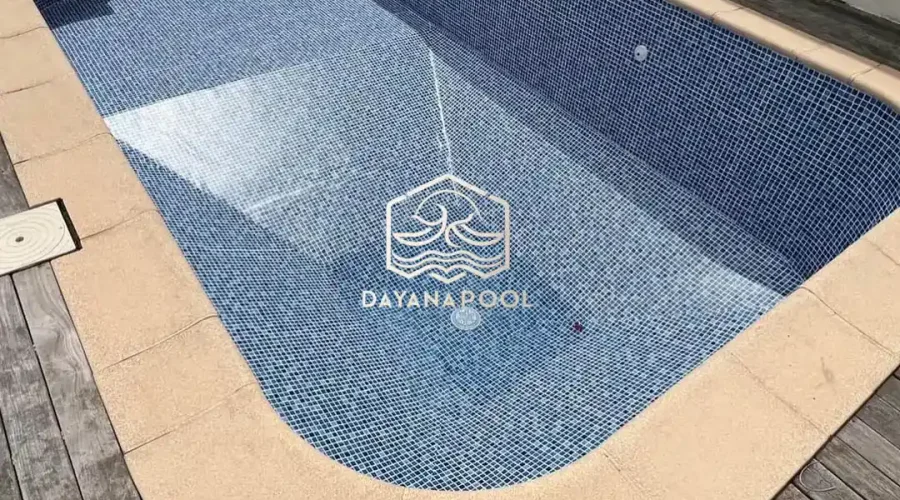 perapihan kolam renang skimmer box