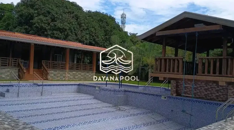 kolam di resord