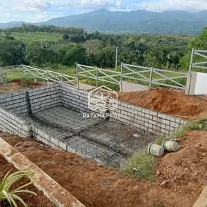 Tahap pembesian kolam renang gelaran pertama